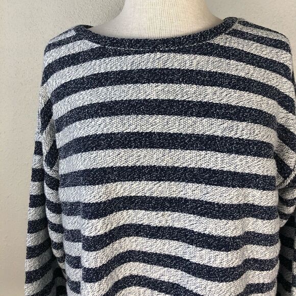 Two by Vince Camuto Long Sleeve Top Size M - Picture 2 of 7